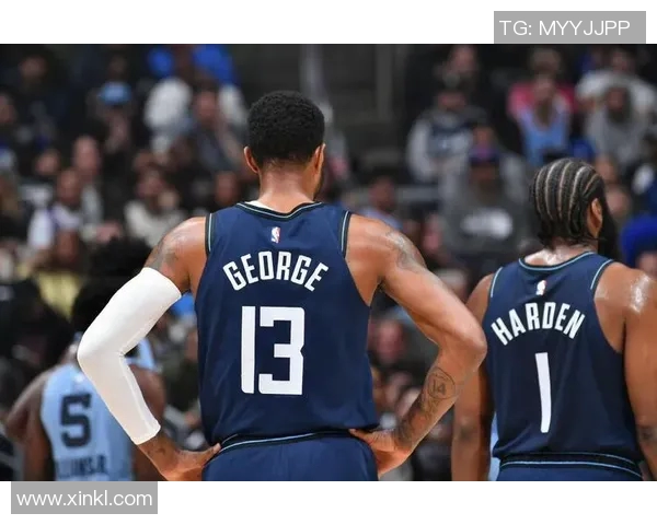 2013年季后赛快船与灰熊激战回顾精彩瞬间与关键时刻分析