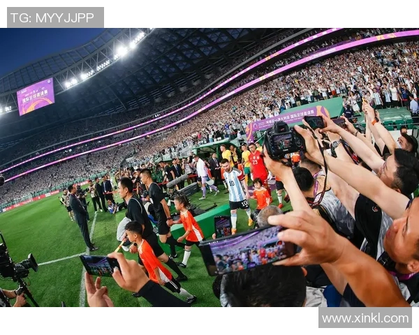 2014年阿根廷对阵香港足球友谊赛回顾与精彩瞬间分析